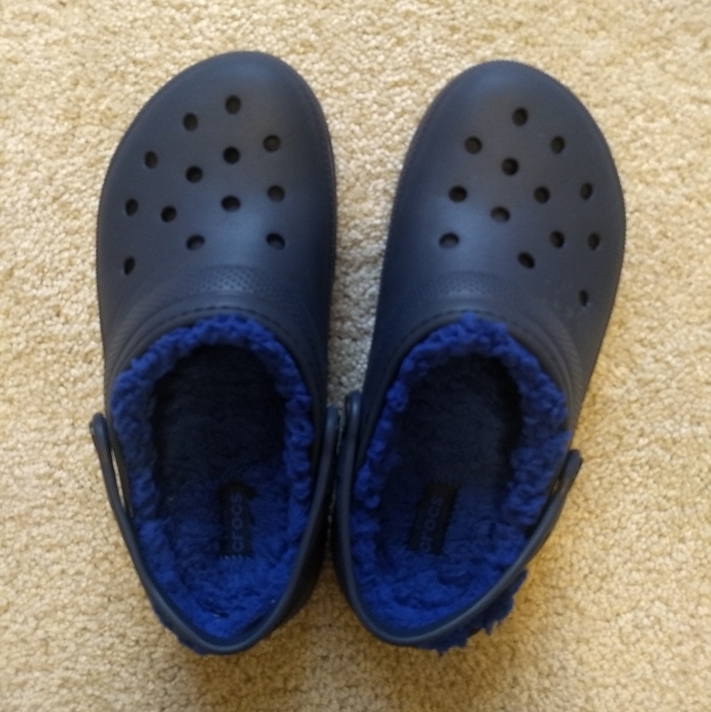Crocs Kids Classic Fuzz Lined Clog Navy Blue J3